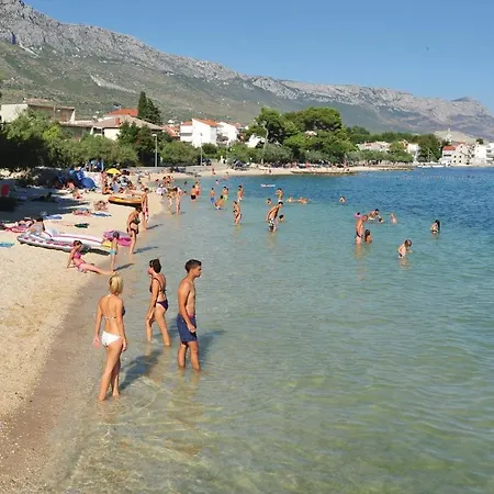 3 Bedroom Gorgeous In Kastel Gomilica